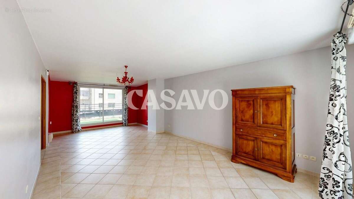 Appartement à MARSEILLE-6E