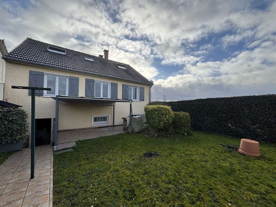 Maison à CHELLES