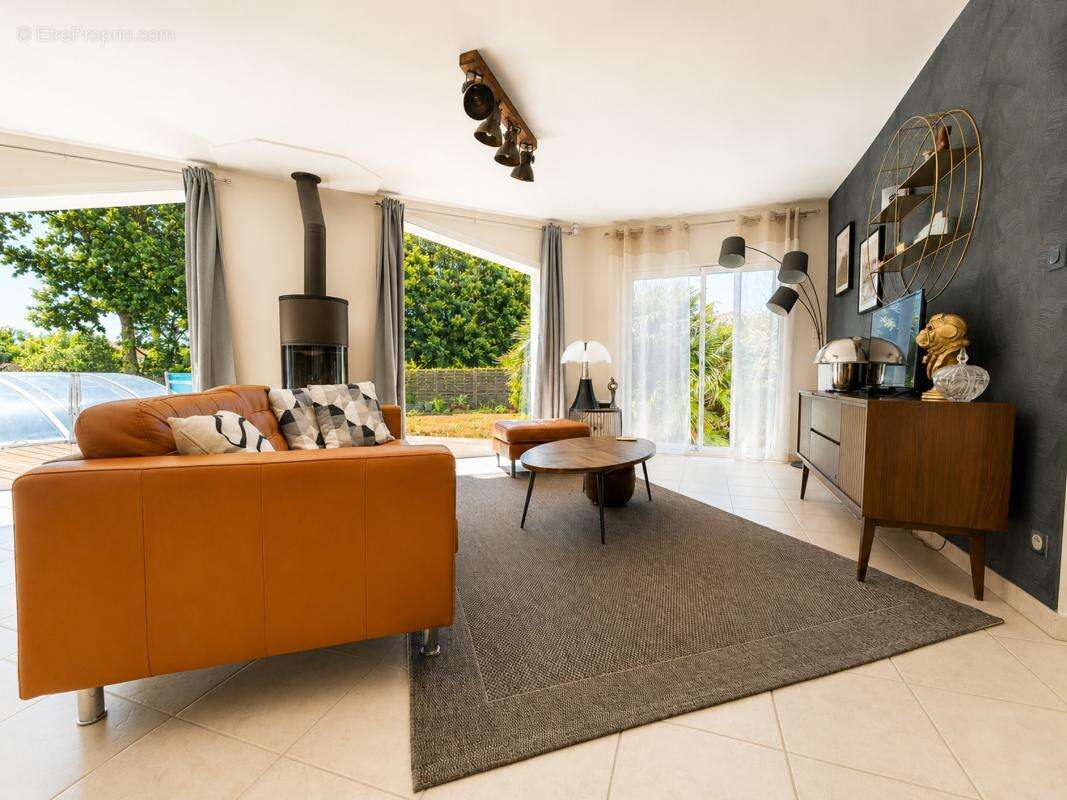 Maison 138 m² à Sainte-Foy  - photo 10