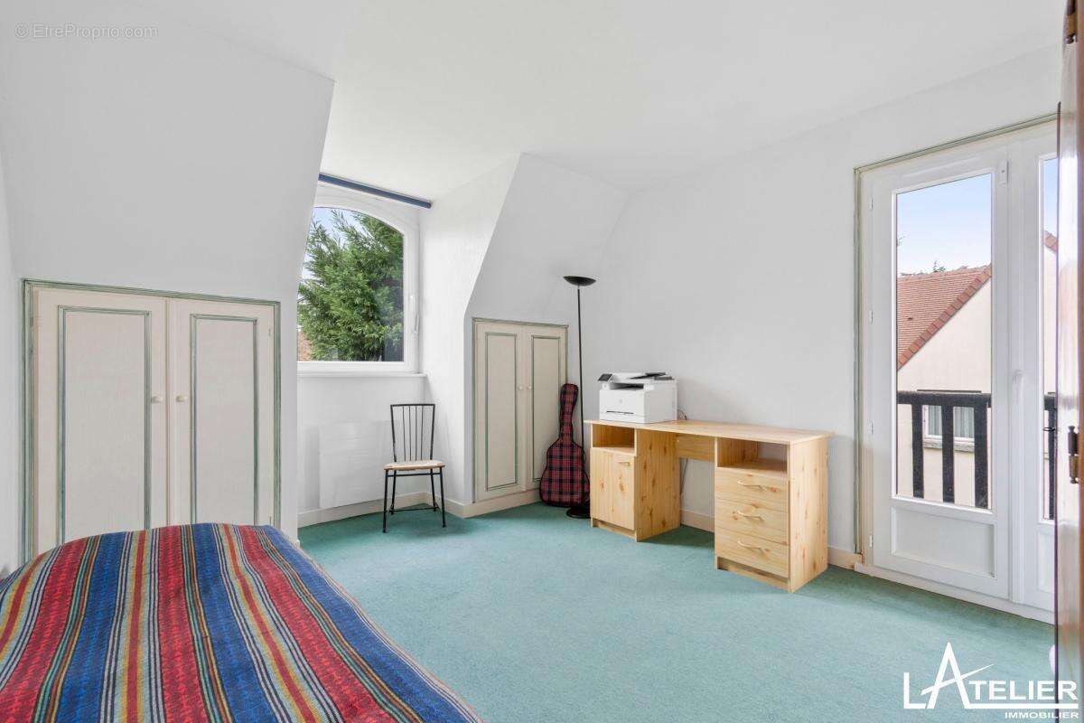 Maison à MAREIL-MARLY