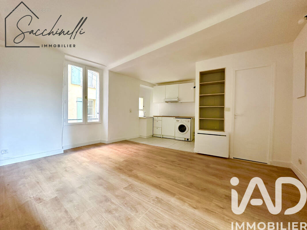 Photo 1 - Appartement à LE BEAUSSET