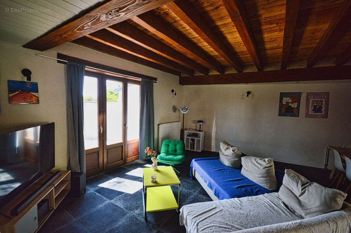À vendre  maison 95 m² 2 chambres à saint-germain-des-fossés - photo 2