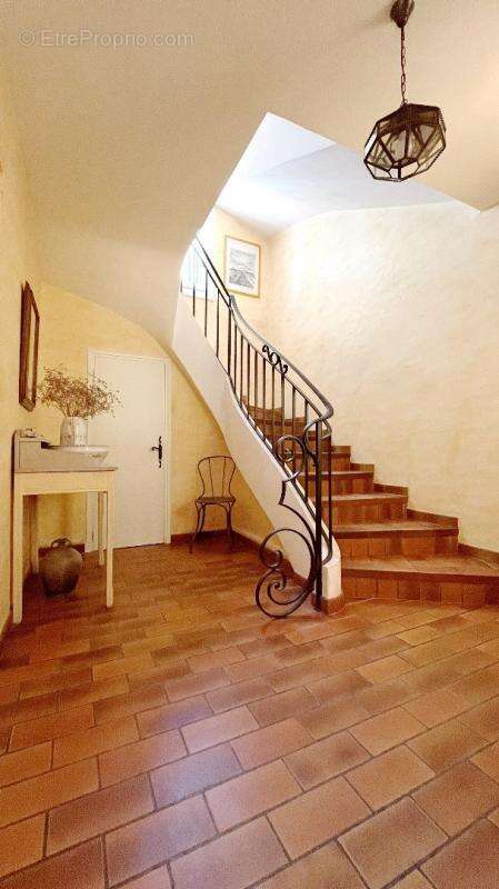Maison 190 m² à Langlade  - photo 5