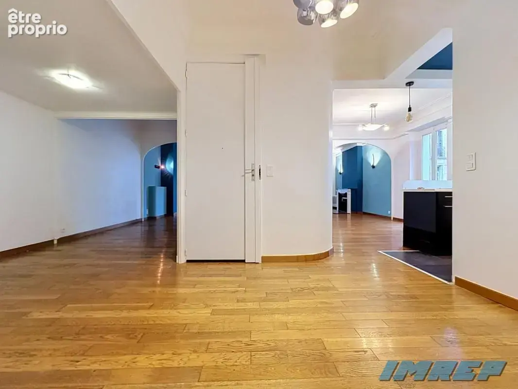 Appartement 4 pièces 157 m² à vendre à Marseille-5e (13005) - photo 2