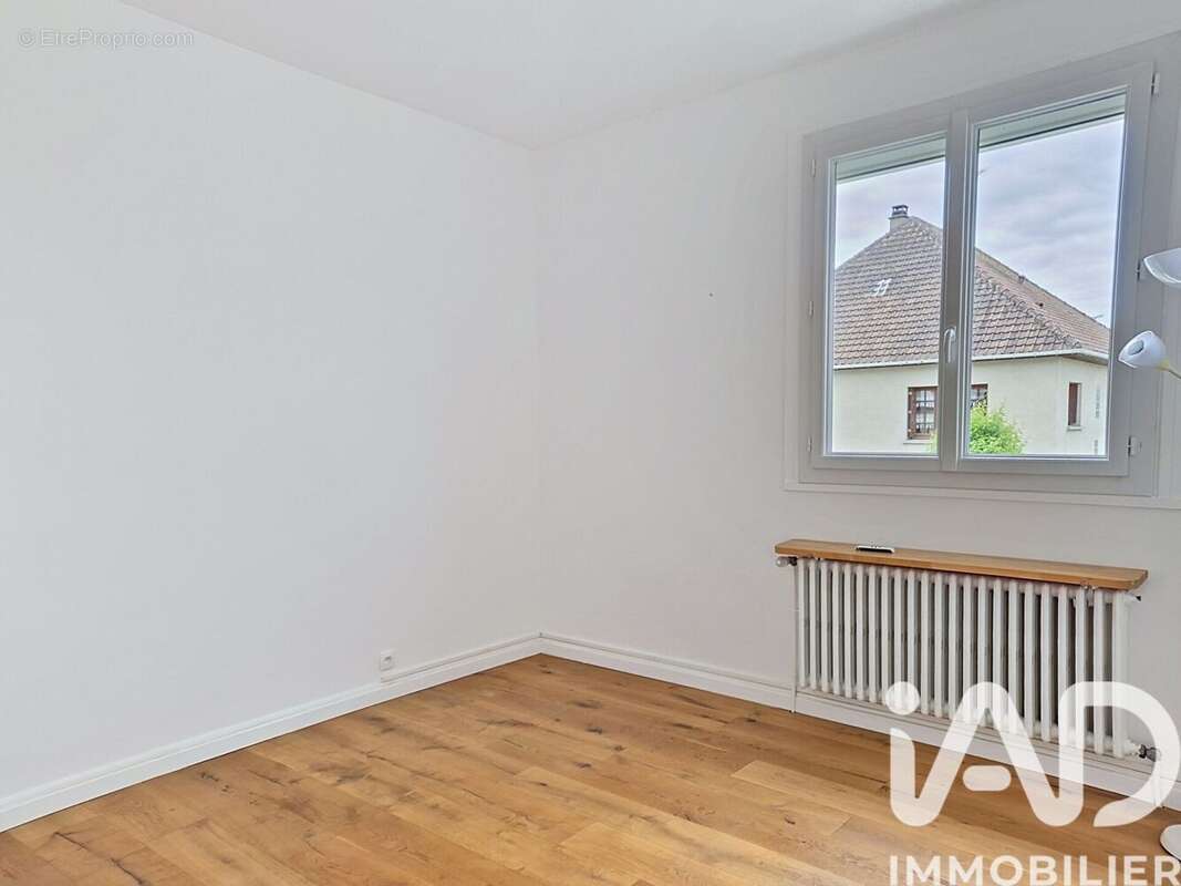Photo 7 - Maison à LES CLAYES-SOUS-BOIS