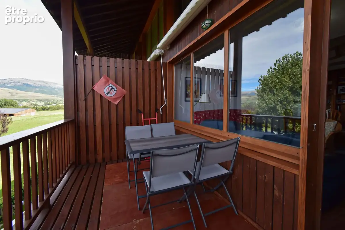 CALDÉGAS   Spacieux duplex avec terrasse et vue panoramique - photo 4