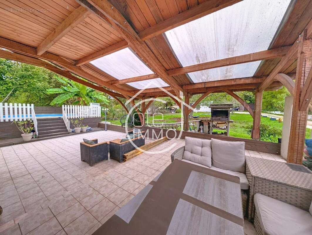 Maison à PRIGONRIEUX