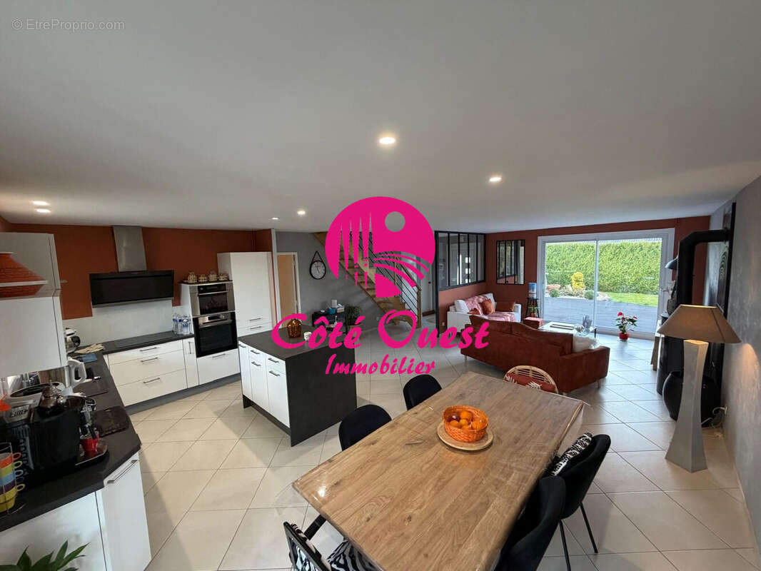 Maison à SAINT-MARTIN-DU-MANOIR