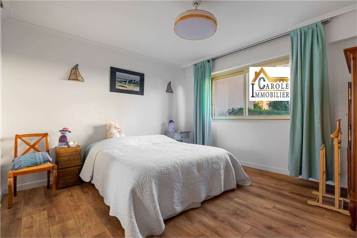 Appartement à MANDELIEU-LA-NAPOULE