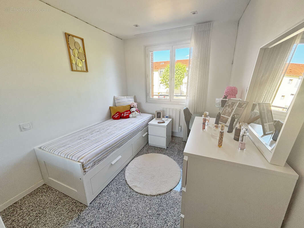 Appartement à SAINT-FONS