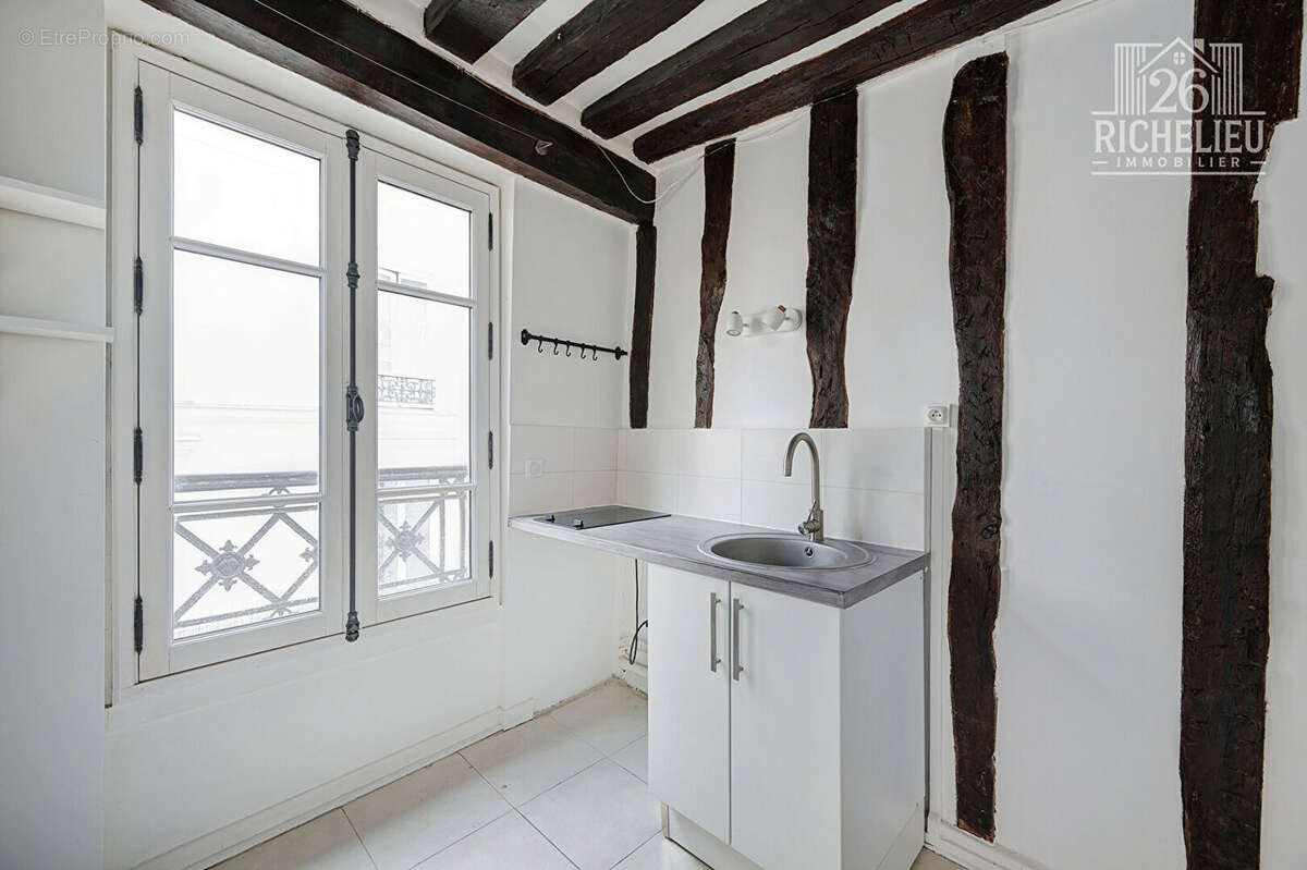 Appartement à PARIS-2E