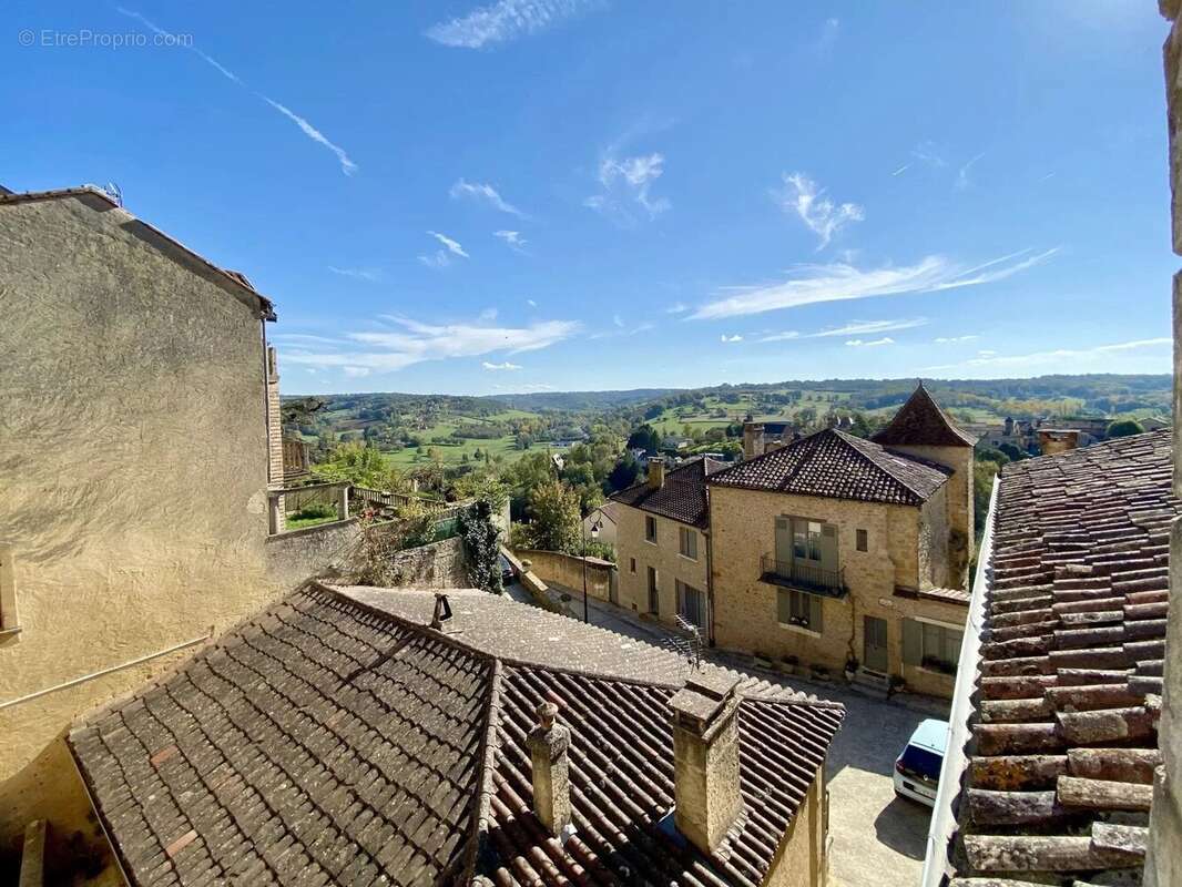 Appartement à BELVES