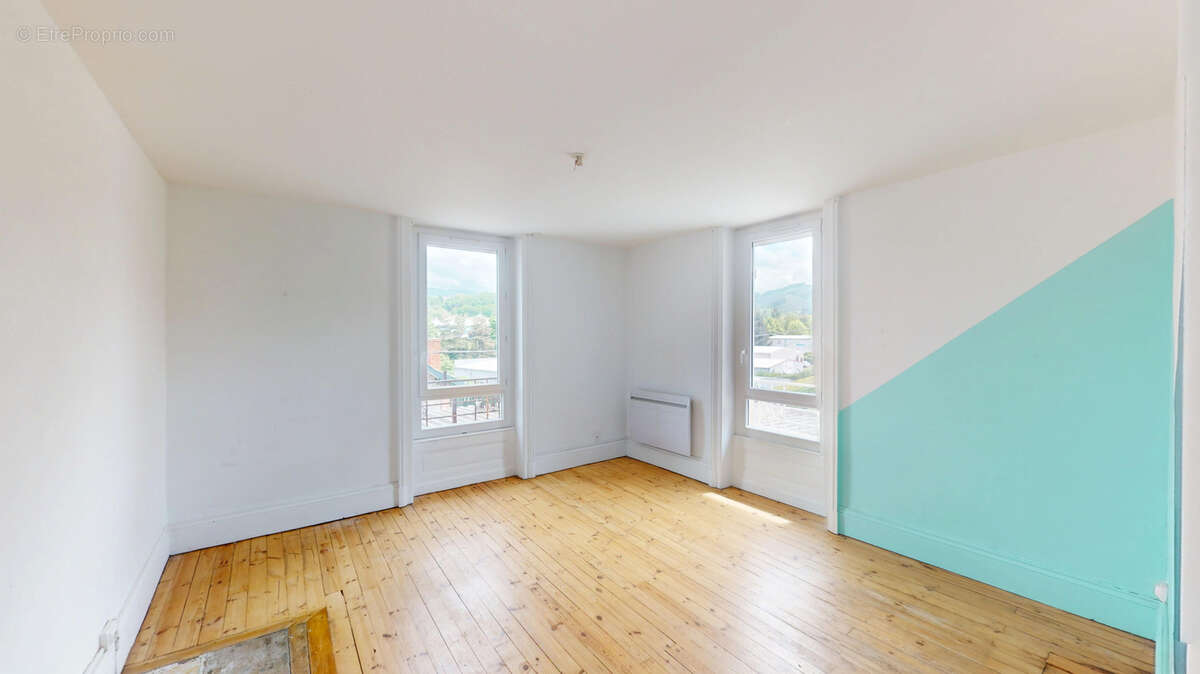 Appartement à FRAISSES