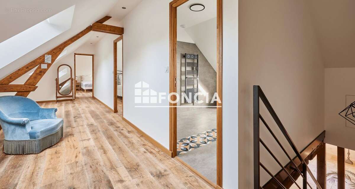 Maison à EQUEMAUVILLE