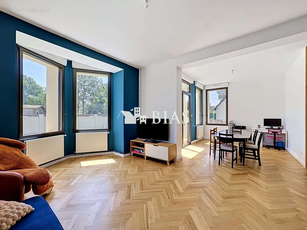 Maison 138 m² à Bourg-Achard  - photo 4