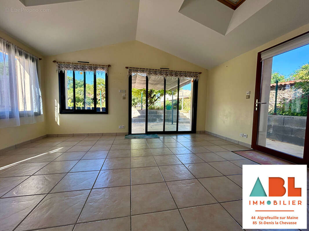 Maison 3 chambres avec un grand terrain constructible ! - photo 8