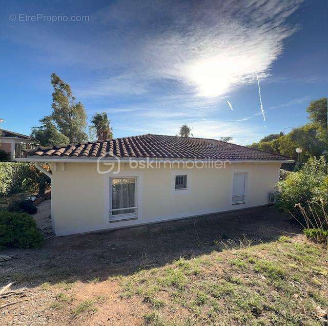 Appartement à SAINT-RAPHAEL