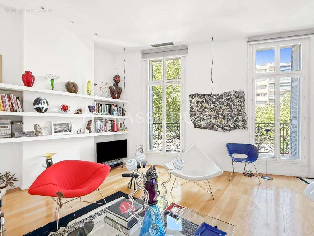 Appartement à MARSEILLE-8E
