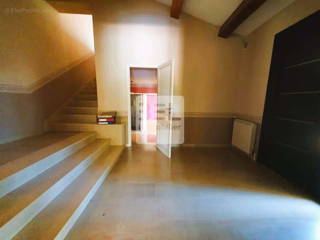 Maison à BAGNOLS-SUR-CEZE