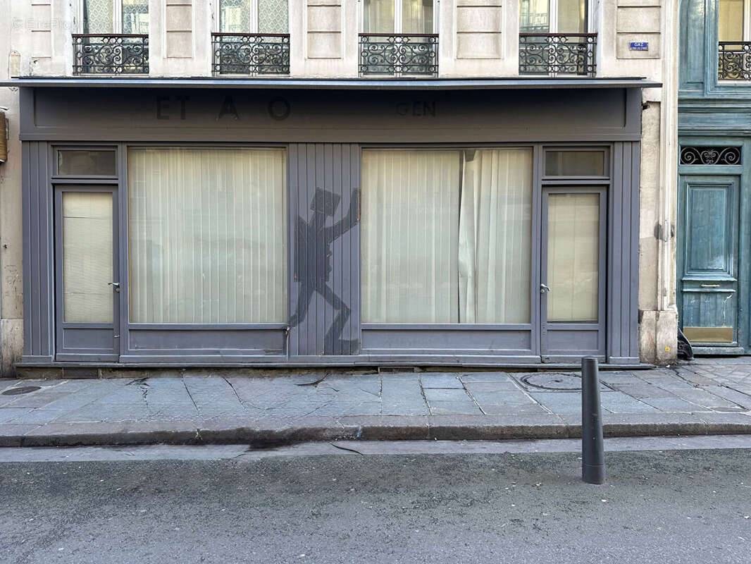 Commerce à PARIS-10E
