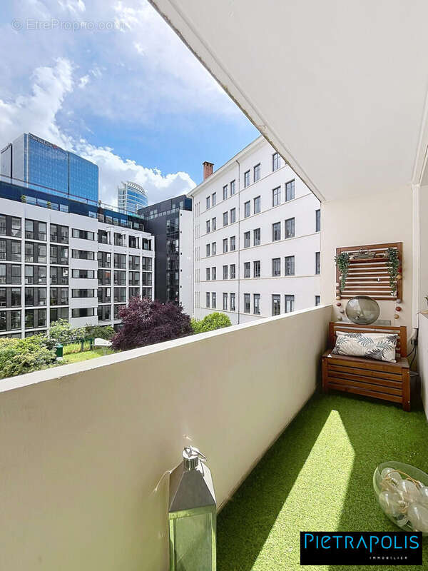 Appartement 66 m² à Lyon-6e  - photo 2