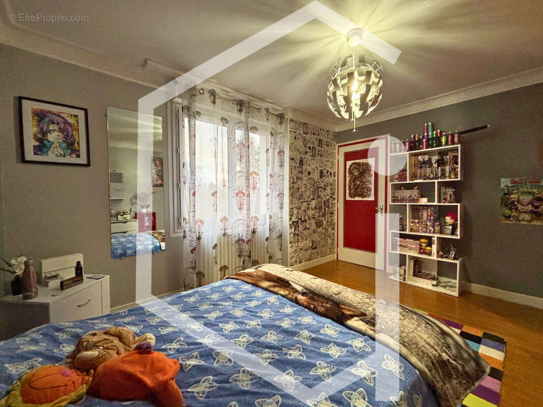 Maison à COSNE-COURS-SUR-LOIRE