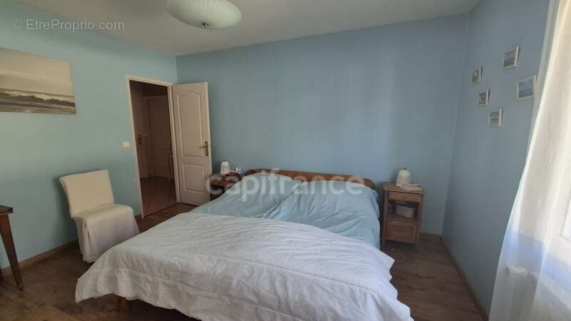 Maison à VILLENEUVE-DE-RIVIERE