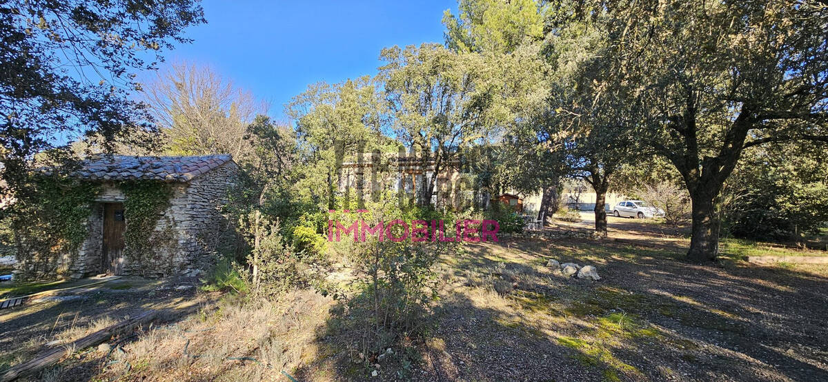 Maison à L'ISLE-SUR-LA-SORGUE