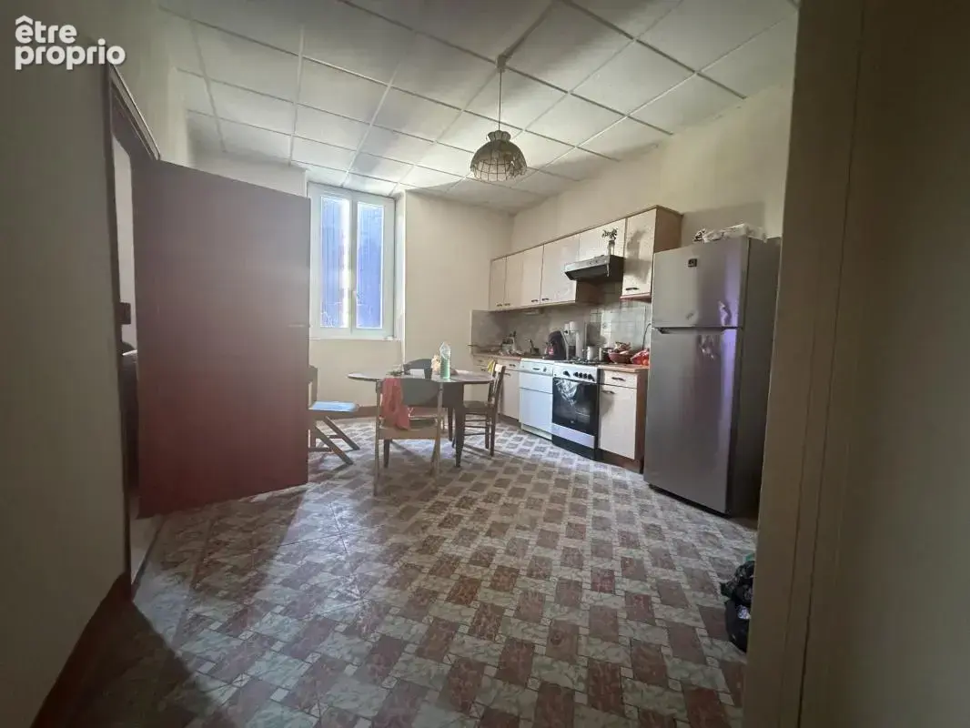 Appartement 11 pièces 375 m² à vendre à Saint-Ambroix (30500) - photo 9