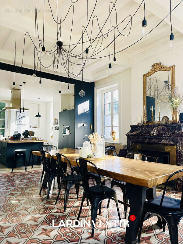 Maison à SAINT-GENIS-LAVAL