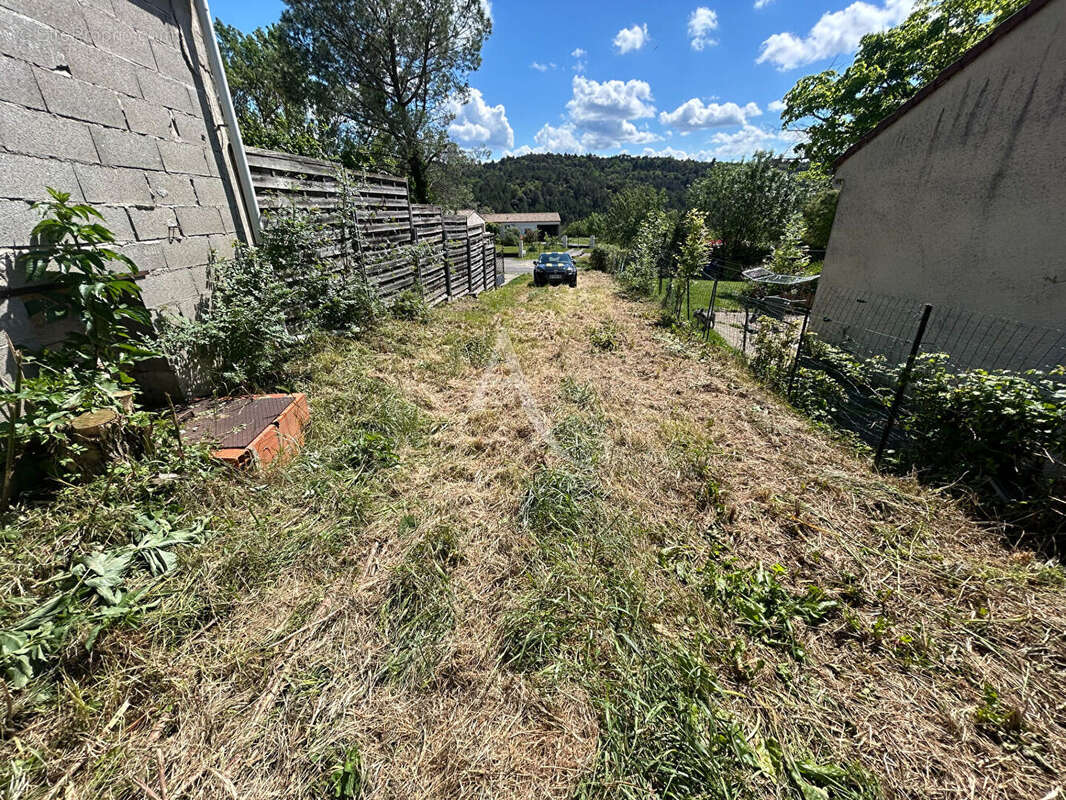 Terrain à VILLEFLOURE