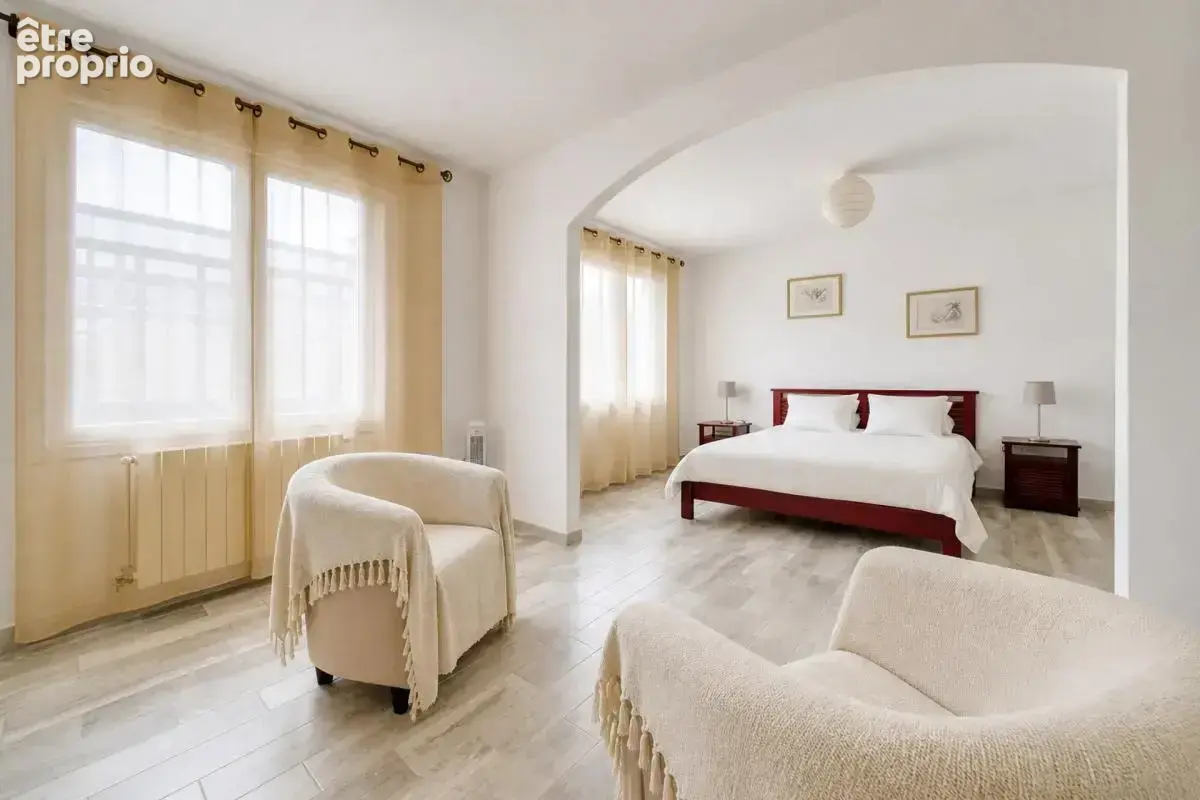 Maison d'exception de 307 m² avec piscine - photo 9