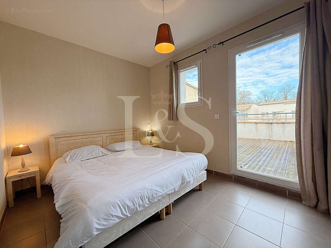 Appartement à MALAUCENE