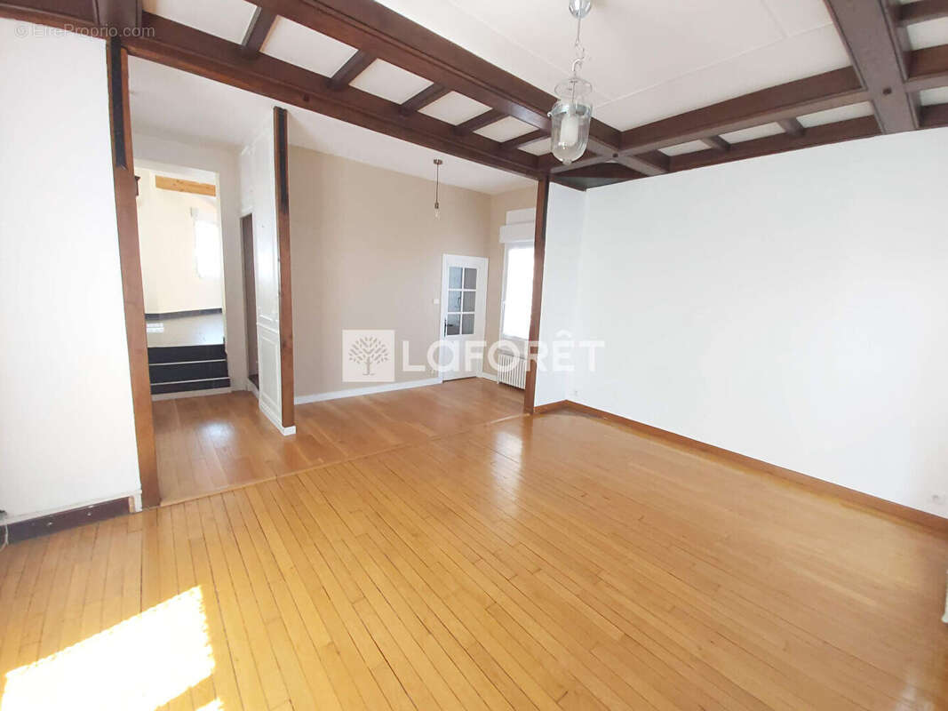 Maison à VILLEMOMBLE