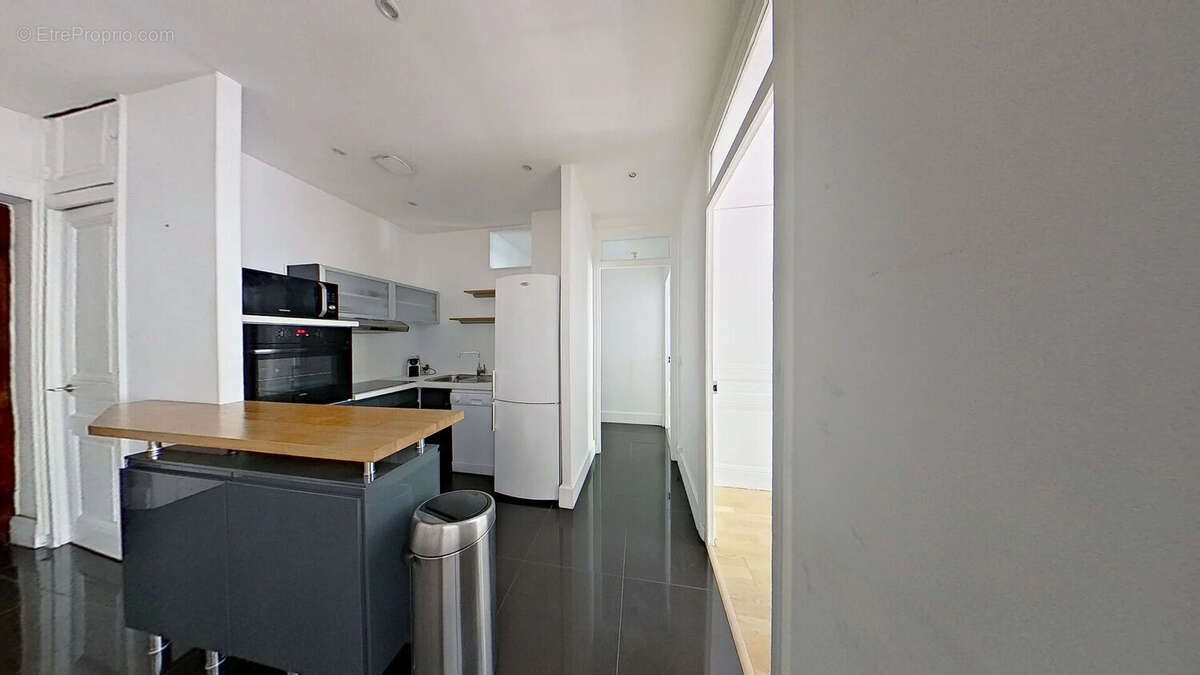 Appartement à LYON-8E