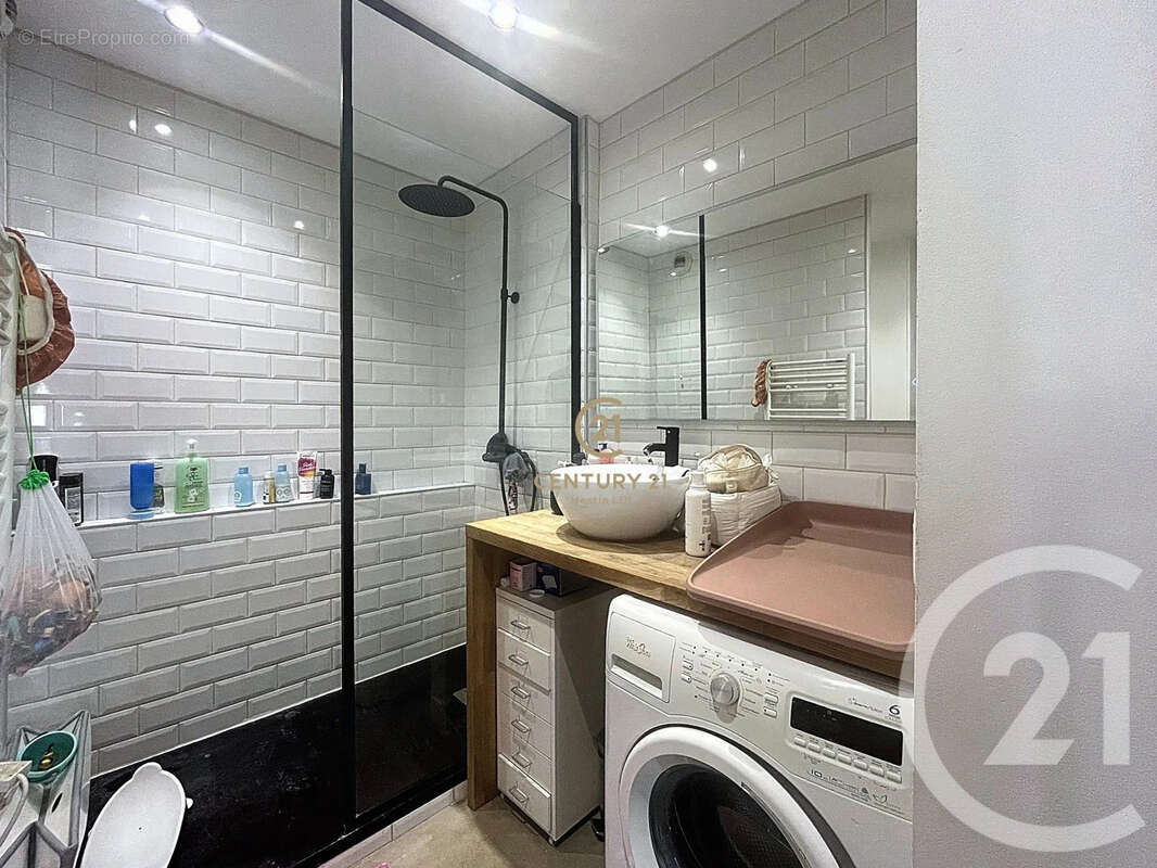 Appartement à LYON-8E