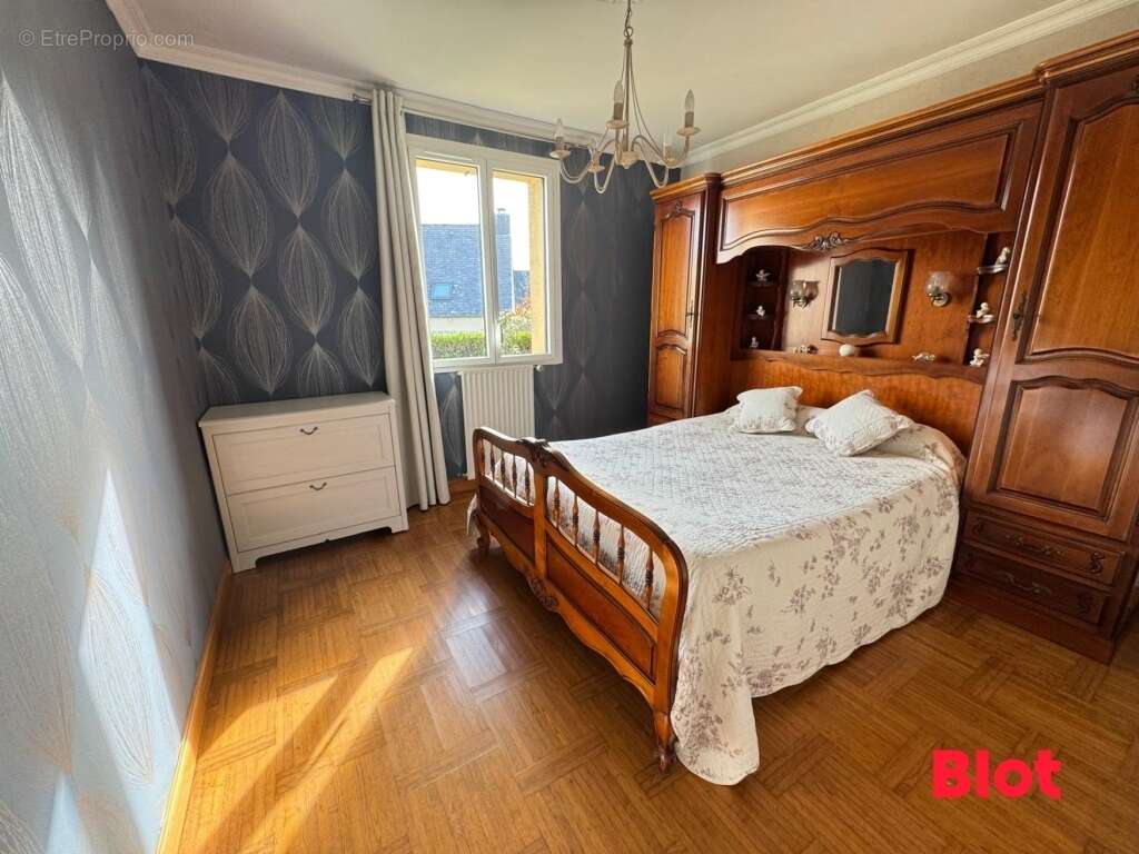 Maison à VERN-SUR-SEICHE