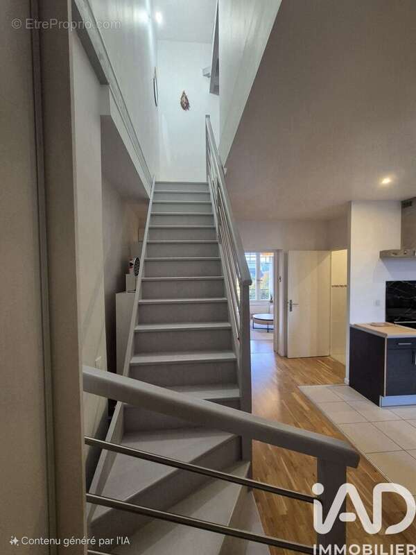 Photo 9 - Appartement à CHARLEVILLE-MEZIERES