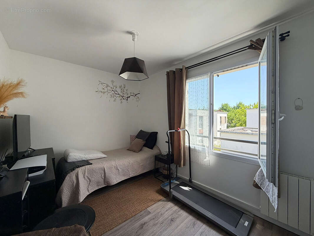 Appartement à STAINS