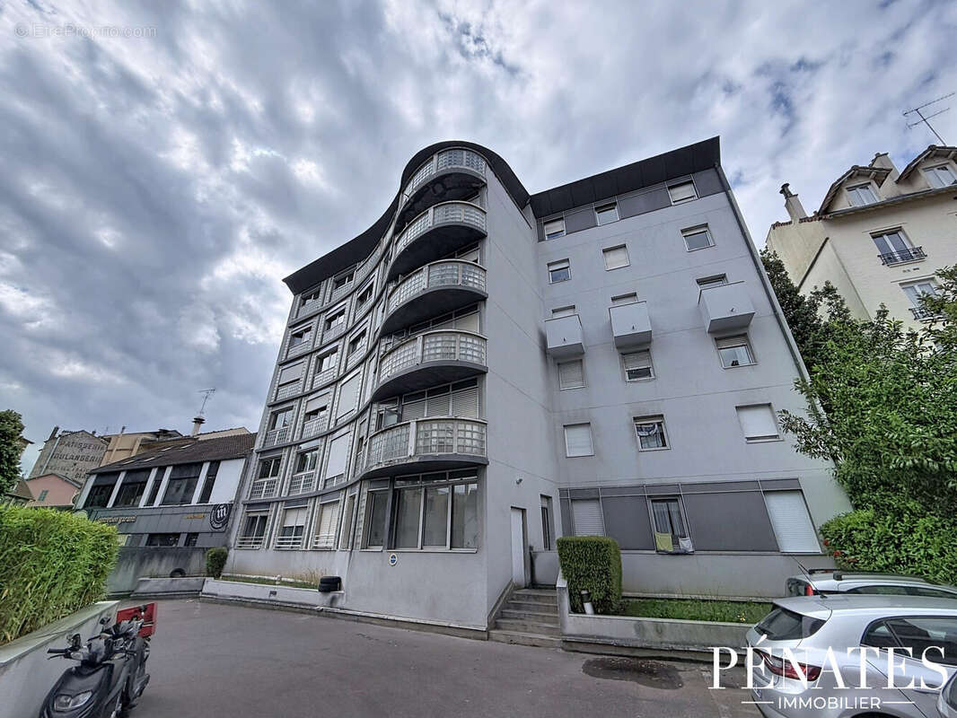 Appartement à CHAVILLE