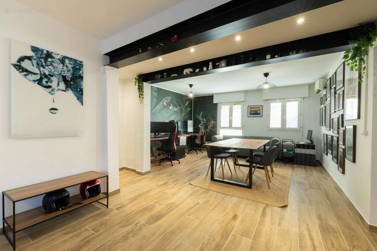 Appartement à MARSEILLE-9E