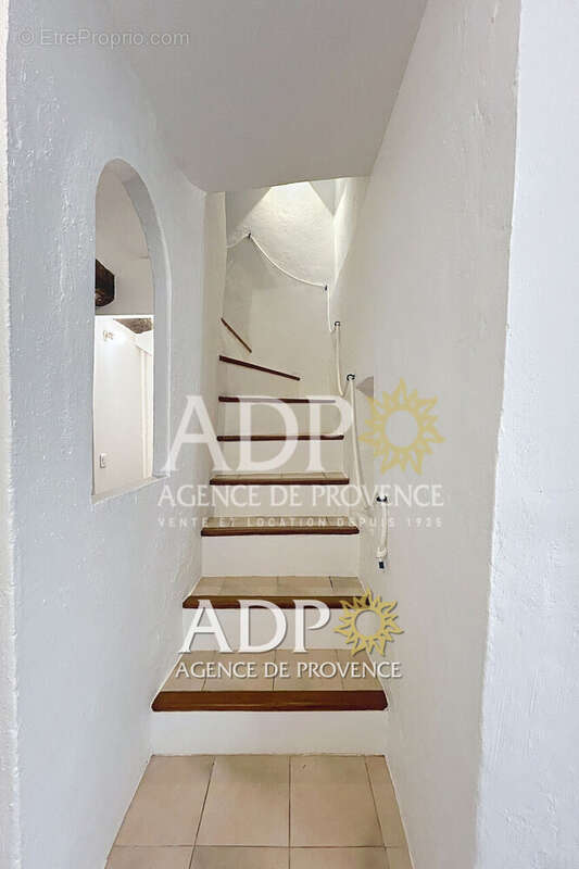 Maison à AURIBEAU-SUR-SIAGNE