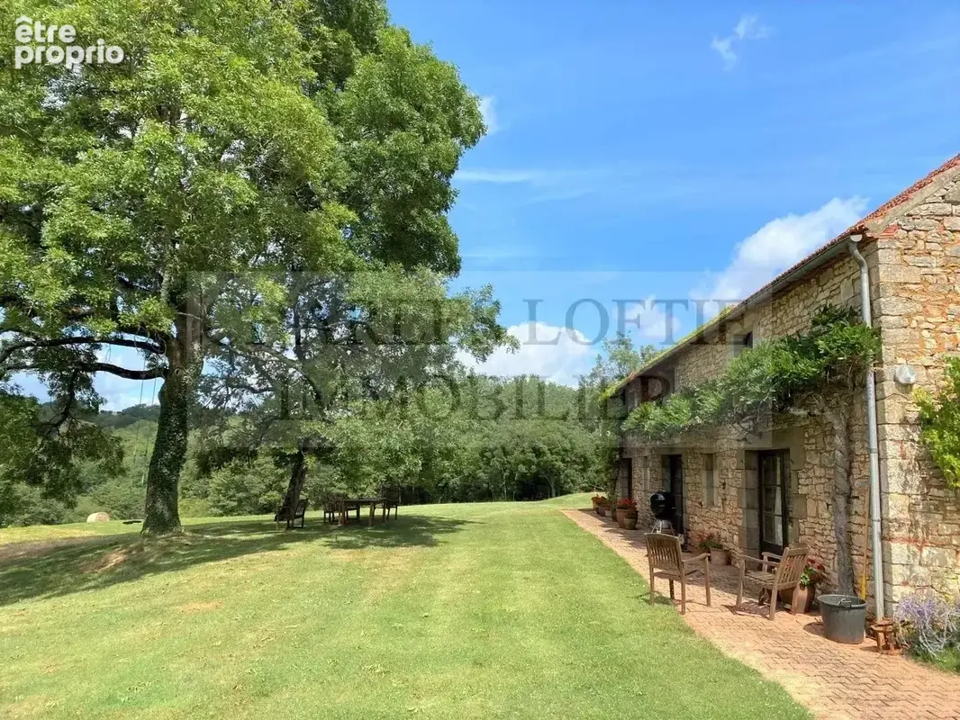 Superbe ensemble avec maison, gîte et piscine implanté au coeur de ses 12 hectares - photo 34