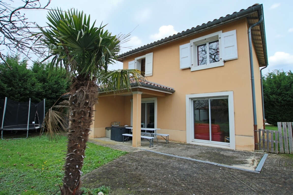 Maison à MIONS