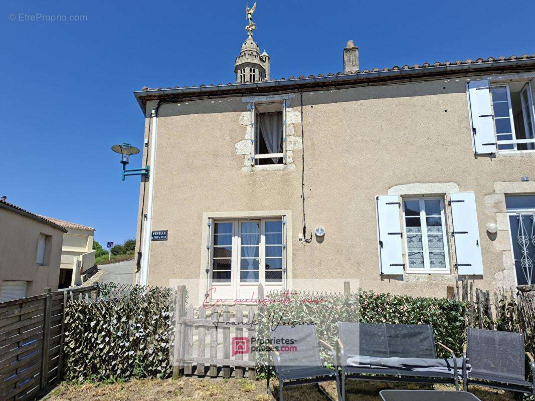 Maison à LA FLOCELLIERE
