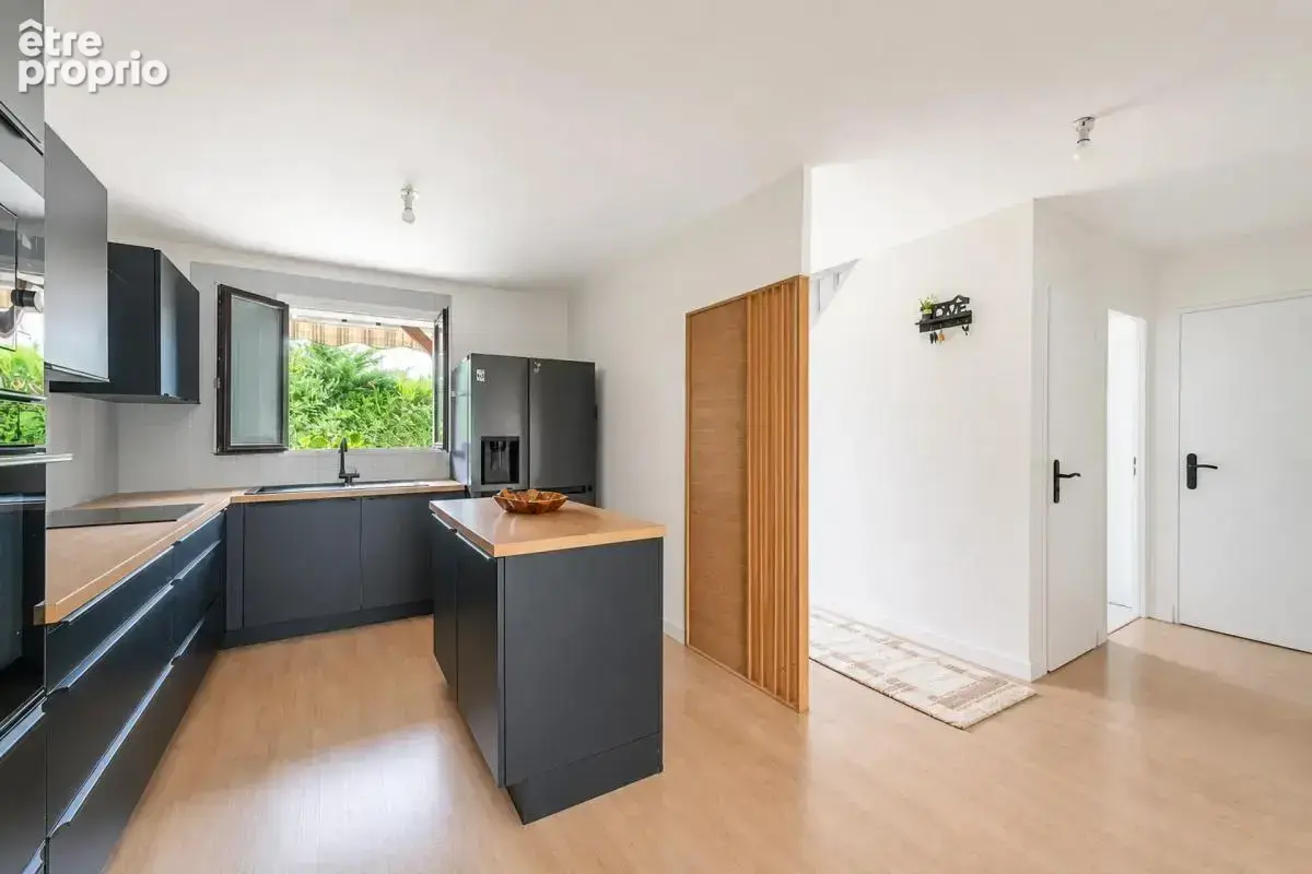 Maison de 6 pièces de 100 m² à Ézy-sur-Eure - photo 7