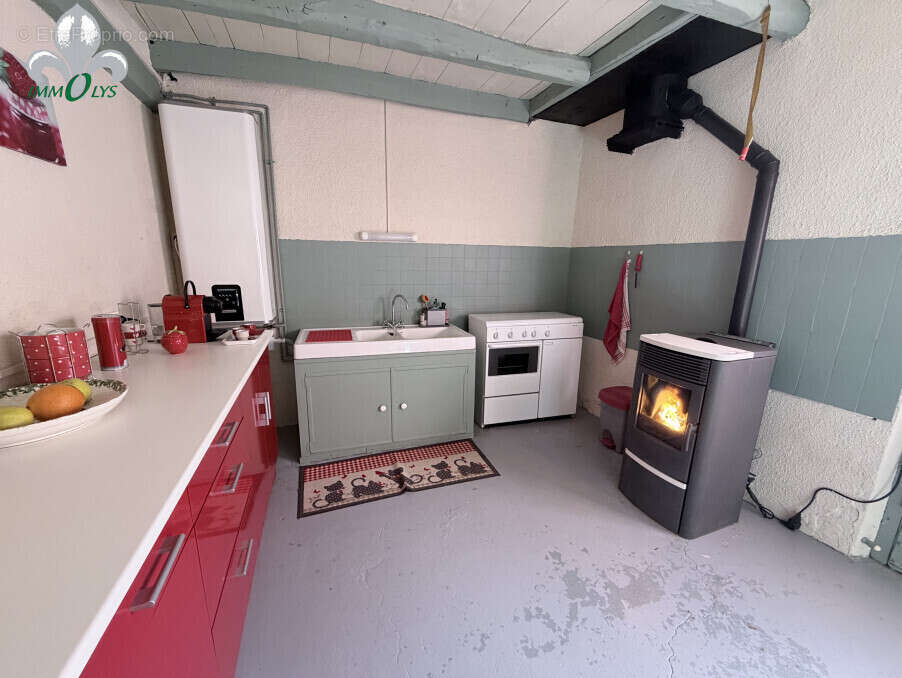 Maison à LONGEPIERRE