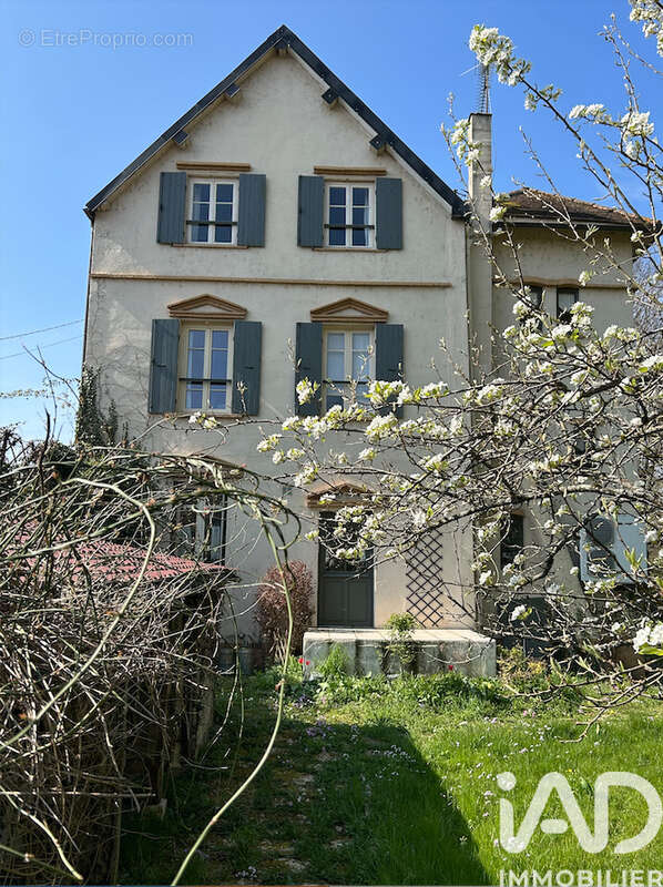 Photo 3 - Maison à NOYERS
