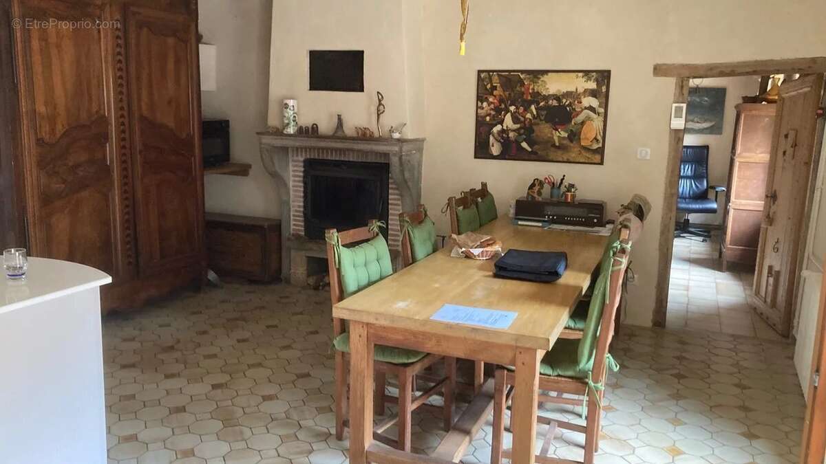 Maison à MONT-SAINT-VINCENT