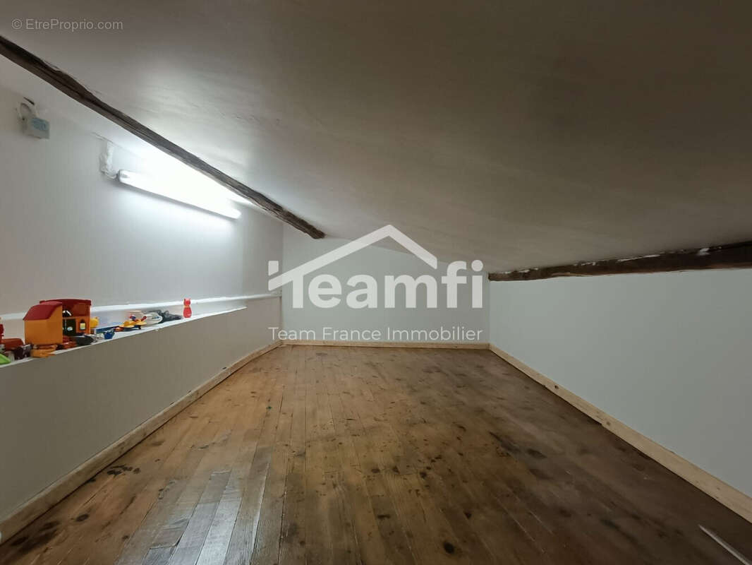 Appartement à THIERS